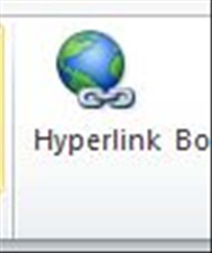 סמנו את המילה אותה תרצו להפוך לקישור ולחצו על כפתור ה'Hyperlink'.